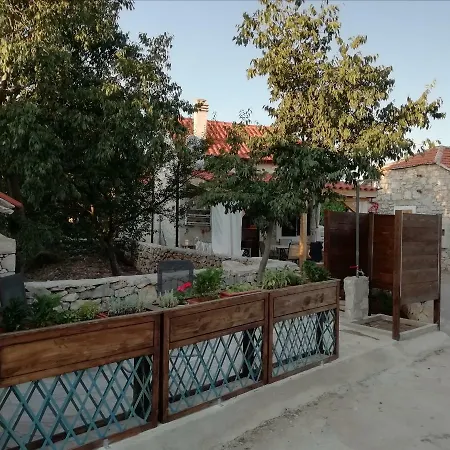 Krka Waterfalls Stonehouse Roko *