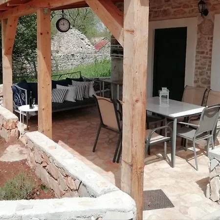 Krka Waterfalls Stonehouse Roko 公寓 罗佐瓦克