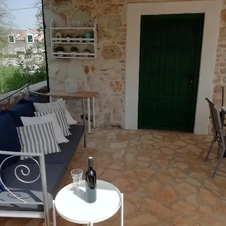 公寓 Krka Waterfalls Stonehouse Roko *