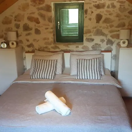 Krka Waterfalls Stonehouse Roko Lozovac