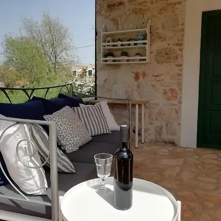 Apartment Krka Waterfalls Stonehouse Roko
