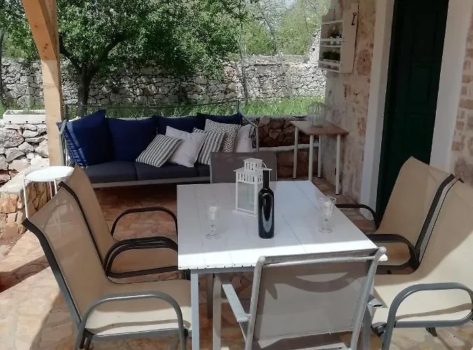 Krka Waterfalls Stonehouse Roko Daire